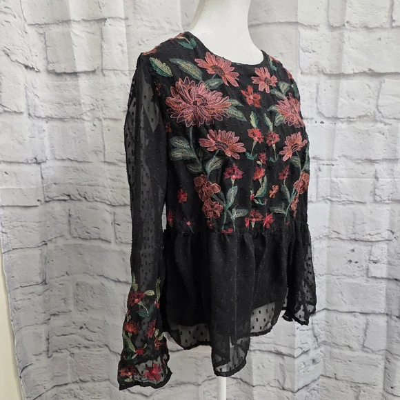 American Eagle Outfitters Peplum Top with Red Floral Embroidery Size Large - Picture 7 of 16